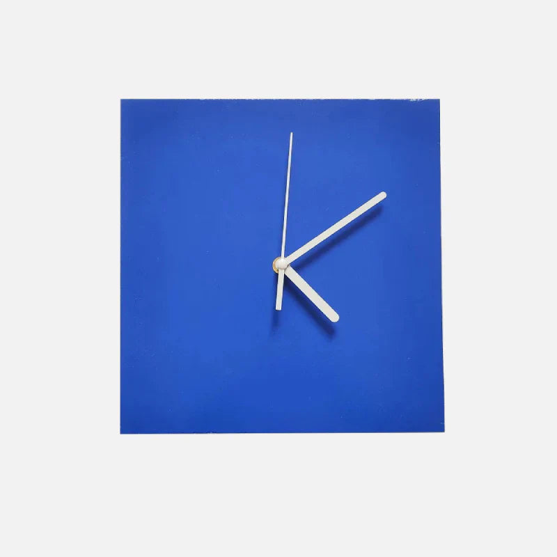 CobaltTick | Klassisk blåt geometrisk vægur - Moderne dekorativt design, minimalistisk vægdekoration