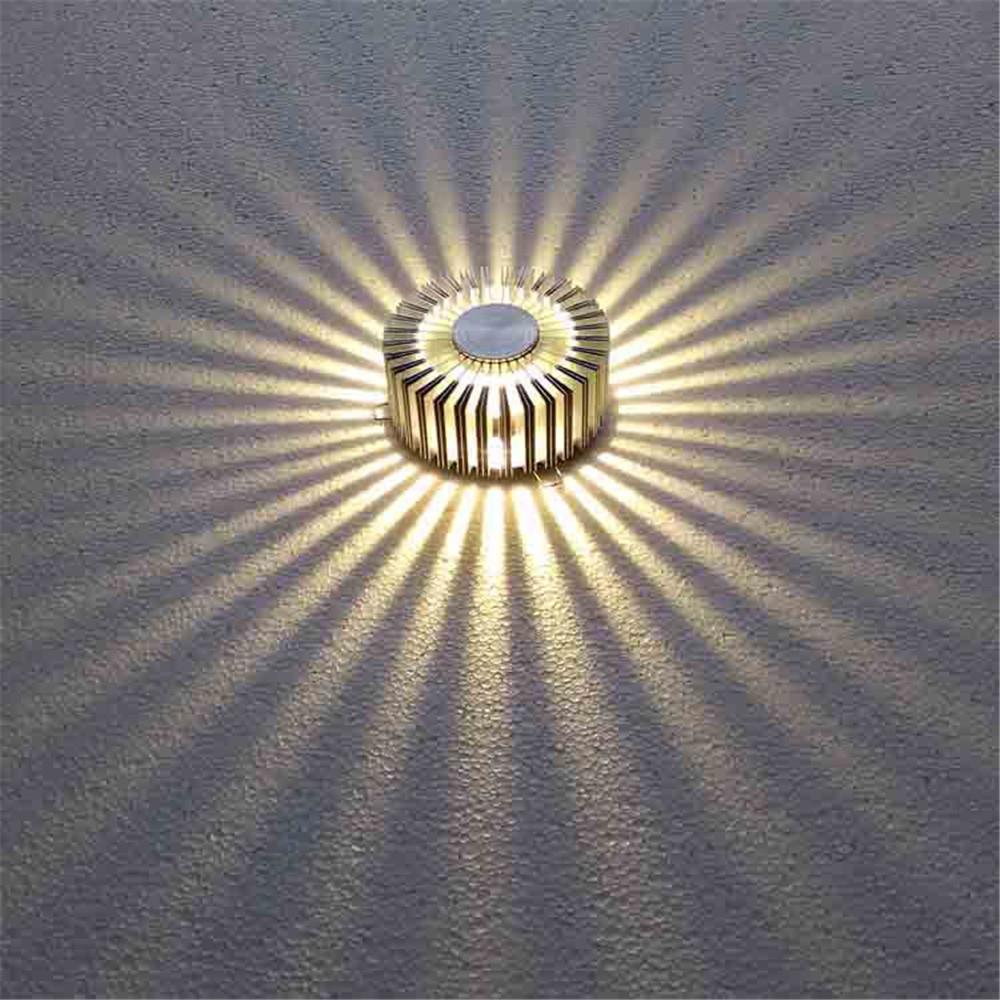 LumaRay - Sunburst Wall Lamp - Dekorativt stemningslys med solstråle-skyggeeffekt