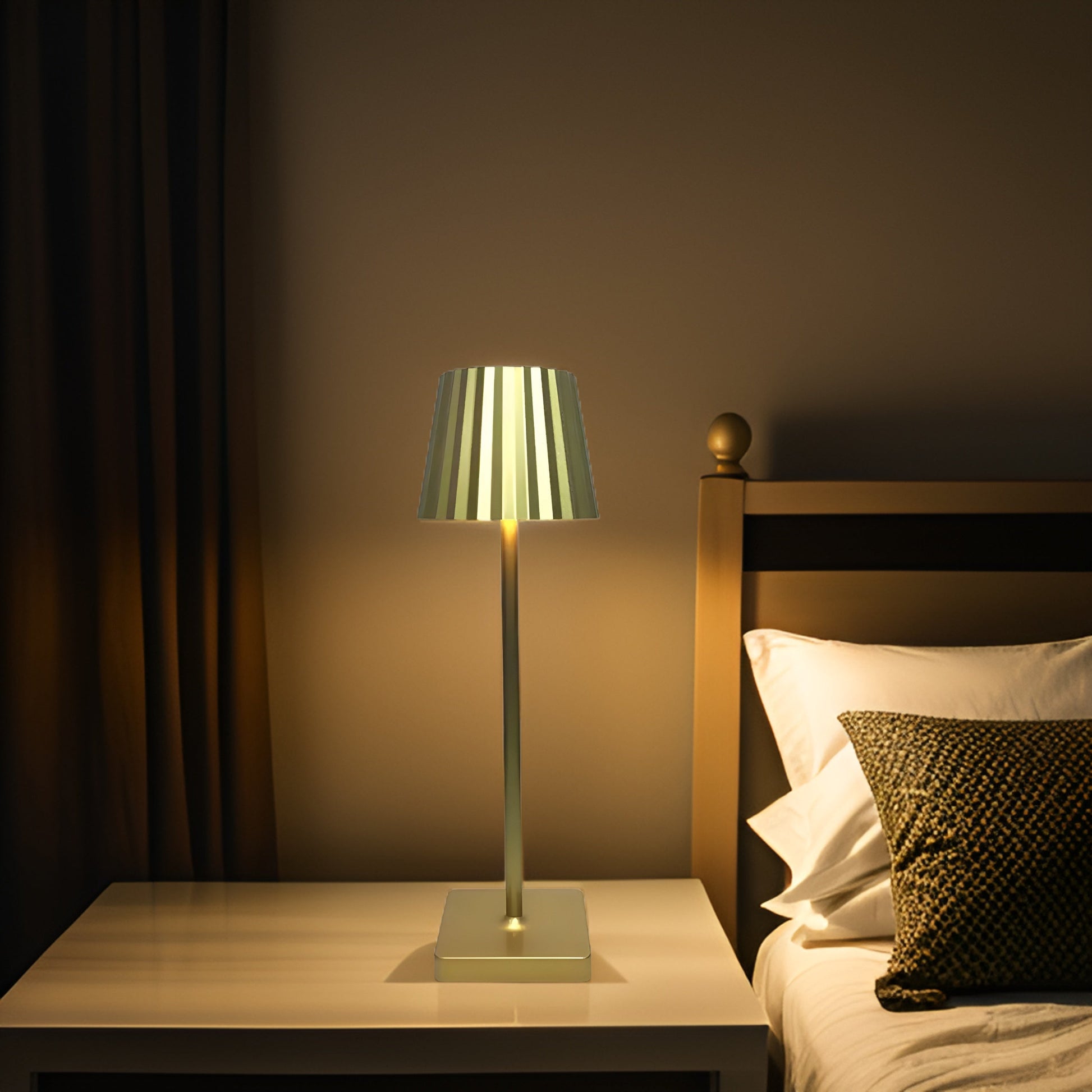 Dimbare Touch Bordlampe – Vandtæt, Genopladelig med Berøringskontrol og Aluminiumlegering, 10x37,5 cm-2
